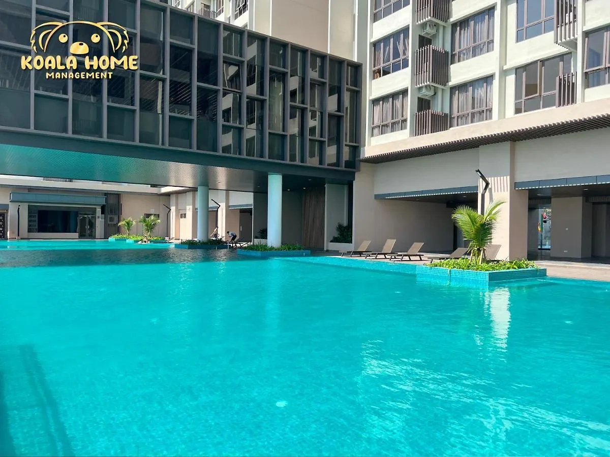New!! I Bali B2806 I Video Games I Board Games I 2-5Pax I Kaws Black Golden I 5Minjonker Malacca