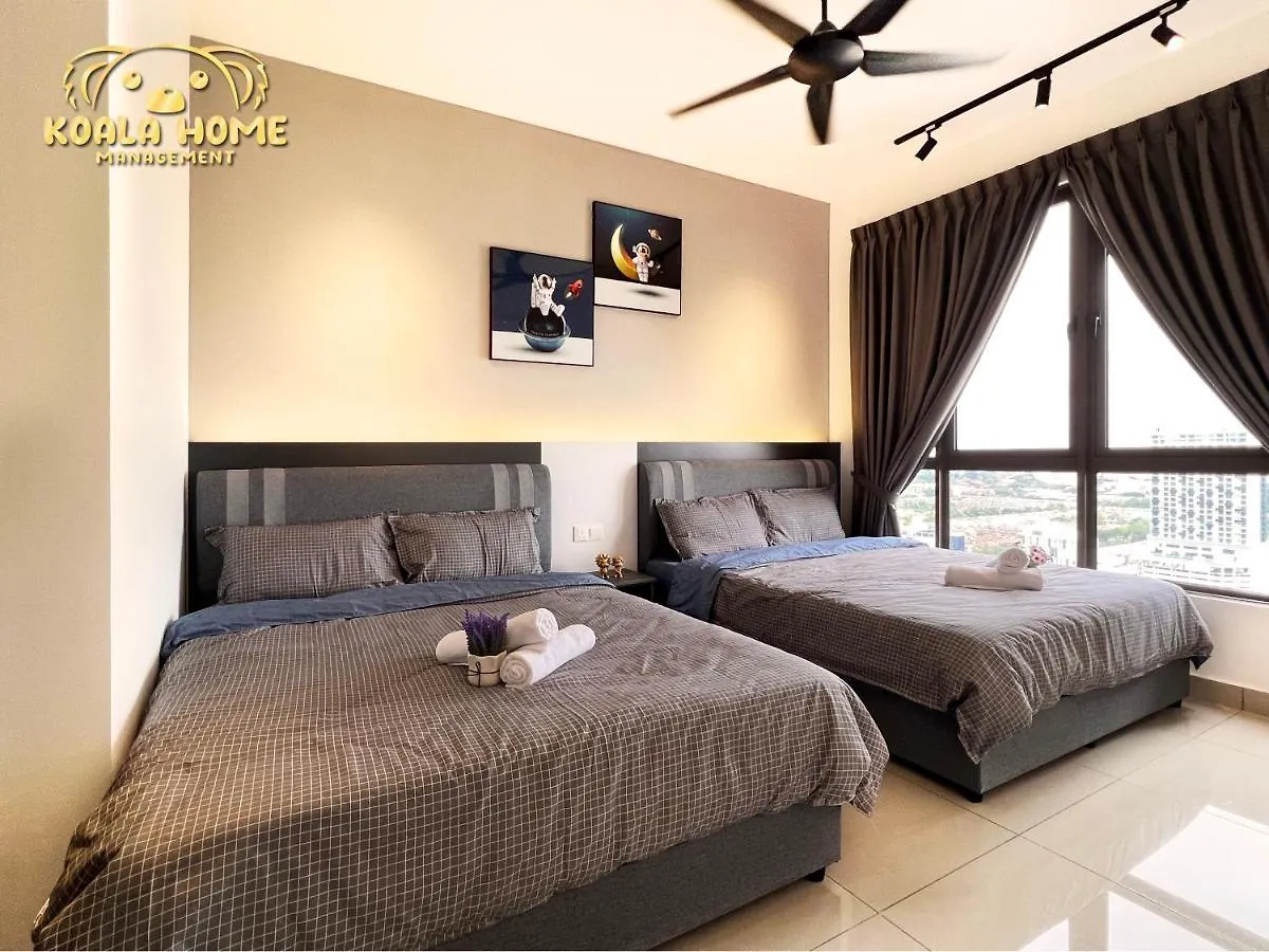 New!! I Bali B2806 I Video Games I Board Games I 2-5Pax I Kaws Black Golden I 5Minjonker Malacca 公寓