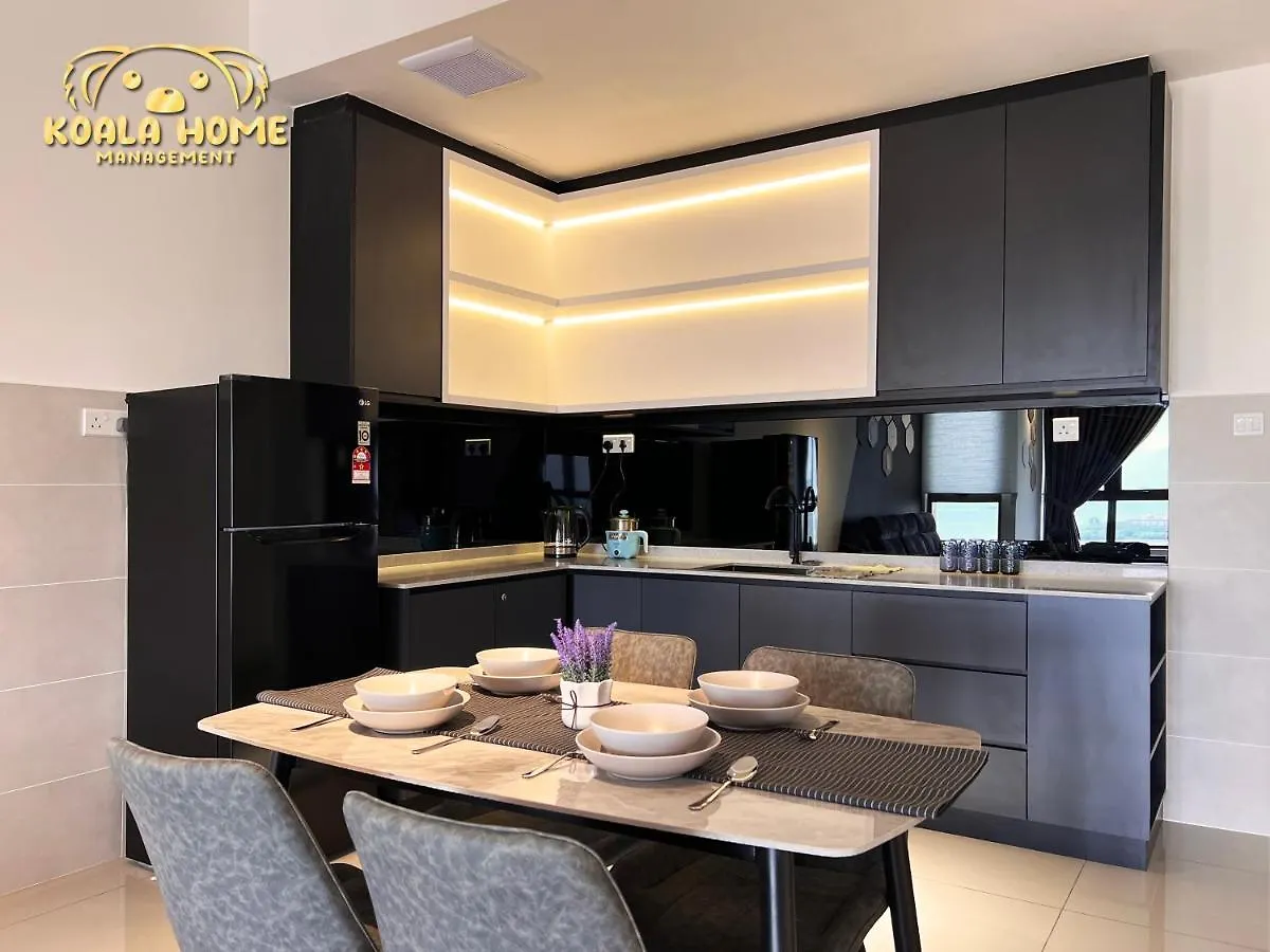 New!! I Bali B2806 I Video Games I Board Games I 2-5Pax I Kaws Black Golden I 5Minjonker Malacca 0*,  Malaisie